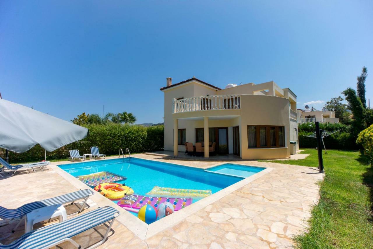 Villa Tsikkos Tria Polis Ngoại thất bức ảnh