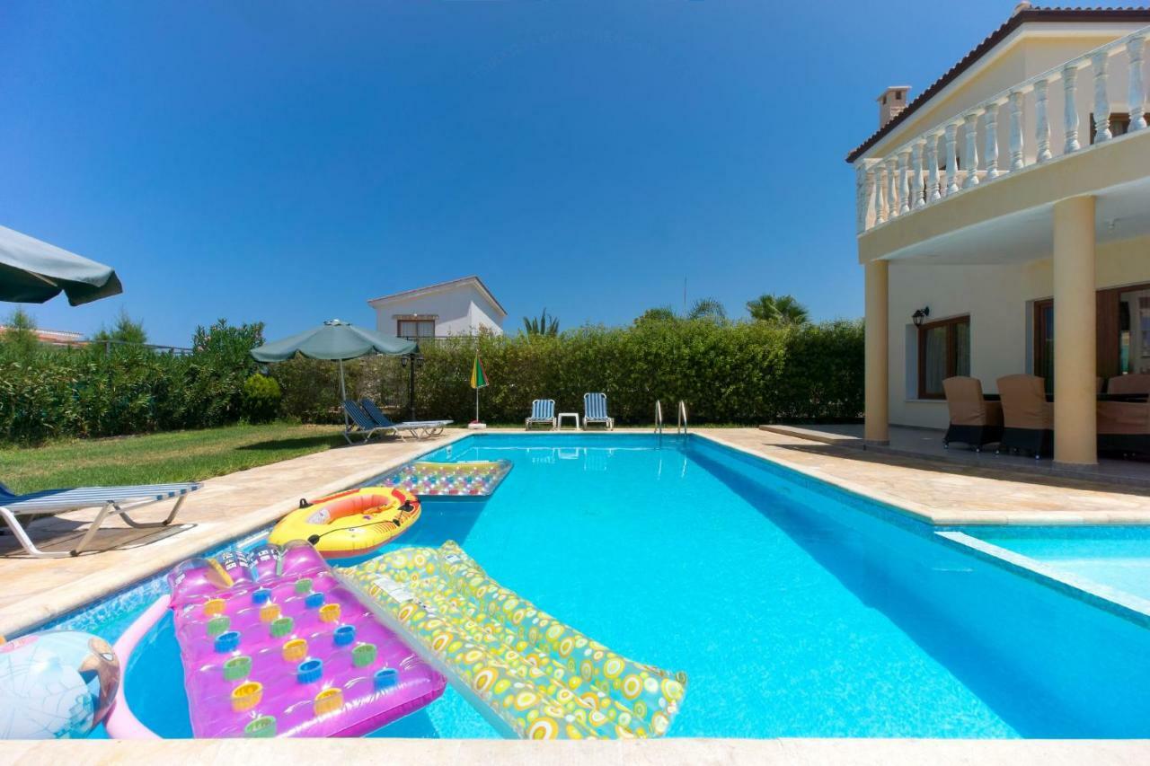 Villa Tsikkos Tria Polis Ngoại thất bức ảnh